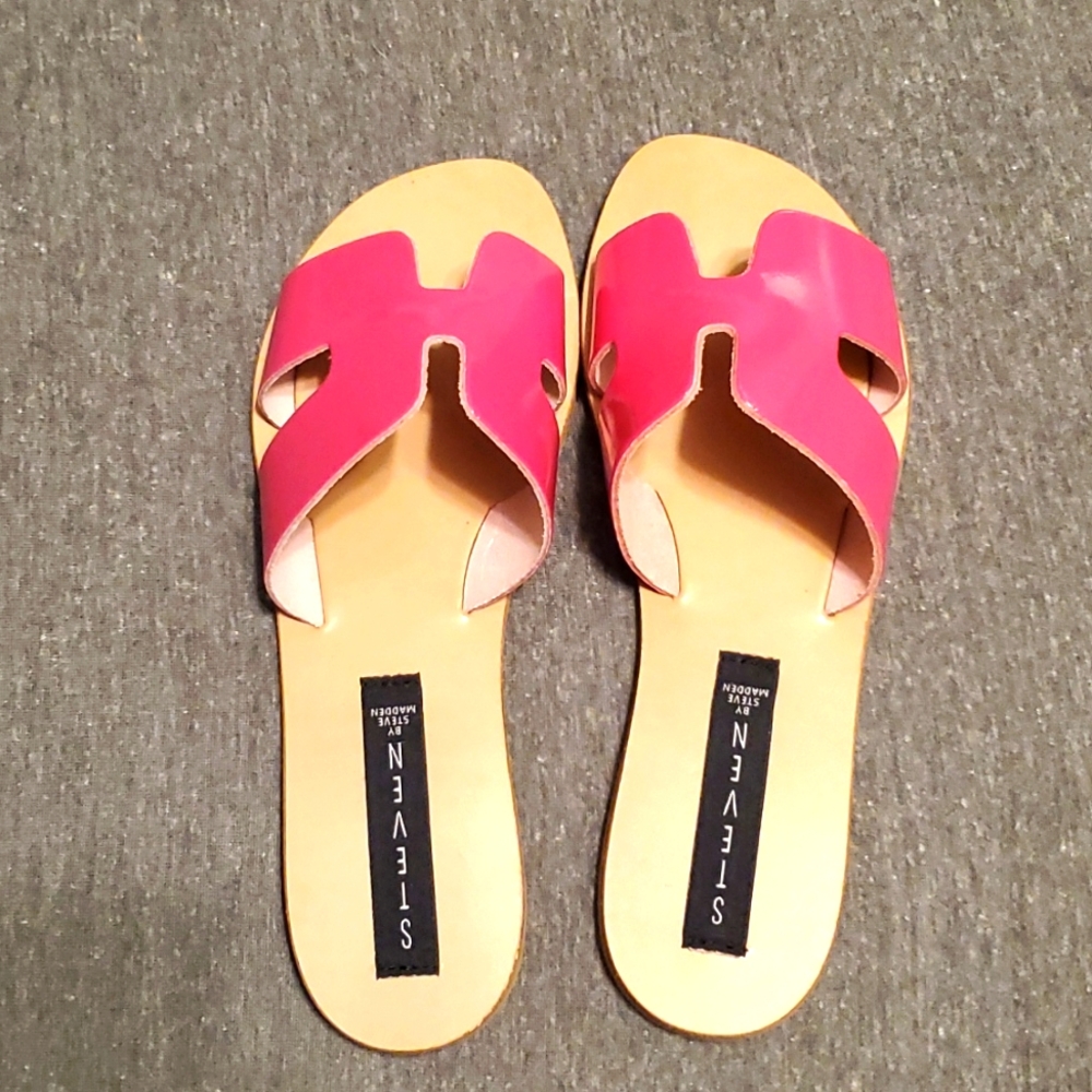 Steve Madden pink sandals